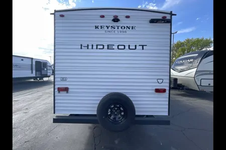 Keystone Hideout 20BWE • Family Adventure Trailer • Sleeps 7 • Easy Tow • Fully Equipped