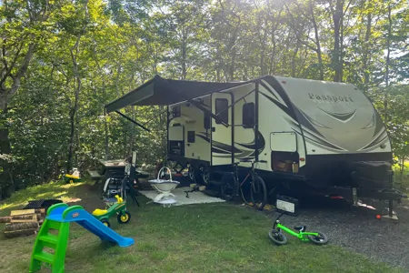 Devin's Keystone Passport 2400BH Travel Trailer