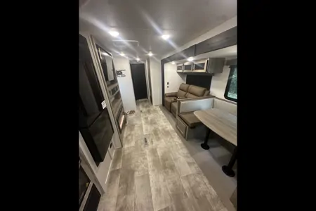 Tyler's Palomino Puma 31QBBH Travel Trailer
