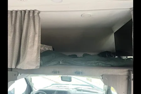 Forest River Suzi Sun seeker Class