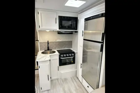 Coachmen Cross Trail 26XG Class C