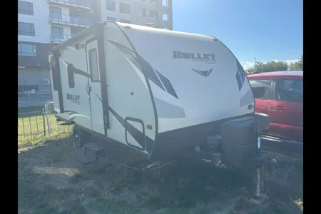 Daniel's 22' Keystone Crossfire Travel Trailer