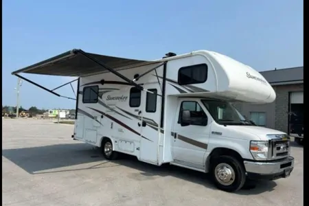 Dashino's Forest River 2290s Class C