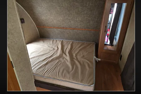 Grey Wolf Adventure - UPMI1563