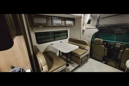 Mercedes Benz Prism 2300DS Class C