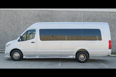 Mickey's Regency RV Sprinter 3500xd 170 EXT Class B
