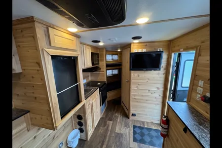 Frank Lake Reno's Ice Castle Fish Houses Range Runner 17Ft RV edition Travel Trailer