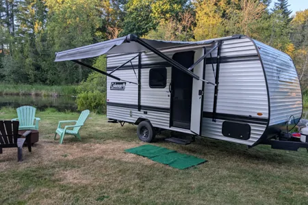 Carsons Coleman 17b Travel Trailer