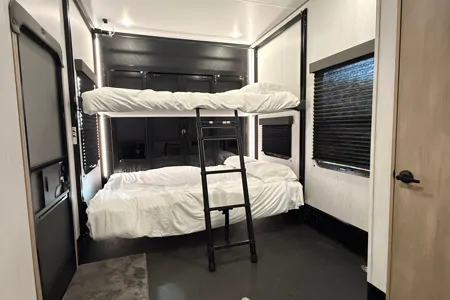 Grand Design Momentum  Toy Hauler