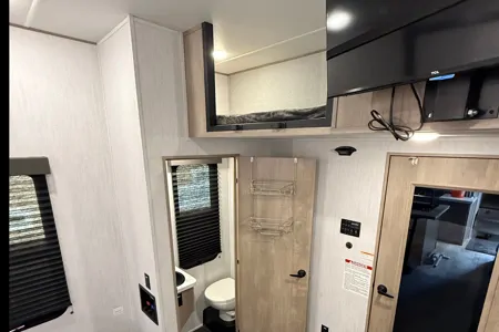 Grand Design Momentum  Toy Hauler
