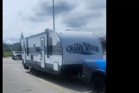 rob's Grand River 27bhs Travel Trailer