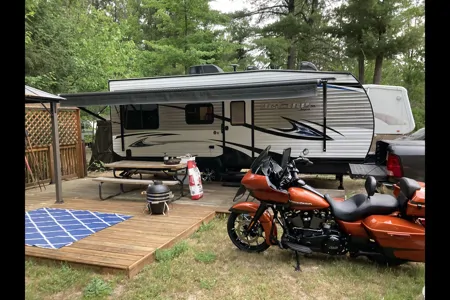 Eric's Octane 222 Toy Hauler