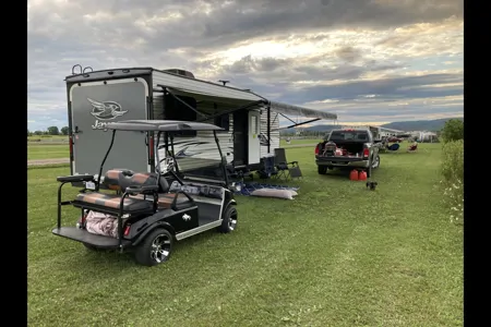 Eric's Octane 222 Toy Hauler