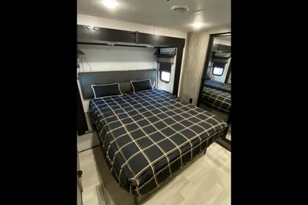 KZ Durango Bunkhouse Fifth Wheel