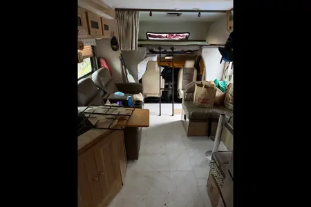 Lucky Coachmen Leprechaun Class C