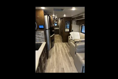 Jim's Thor Motor Coach Mirimar Class A