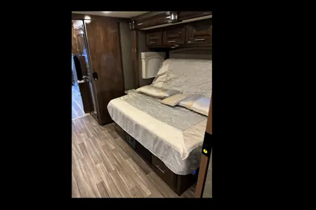 Jim's Thor Motor Coach Mirimar Class A