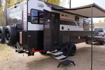 Caravane de voyage tout-terrain Blackseries HQ21 2023/Blackseries HQ21 2023 Off-Road Travel Trailer