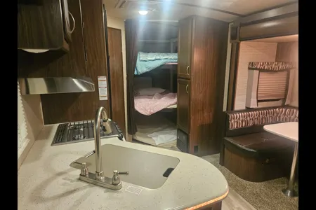 Christian's Dutchman Aerolite 242bhsl Travel Trailer
