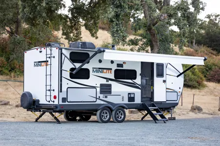 "Rocky" Forest River Rockwood Mini Lite 2509S Travel Trailer