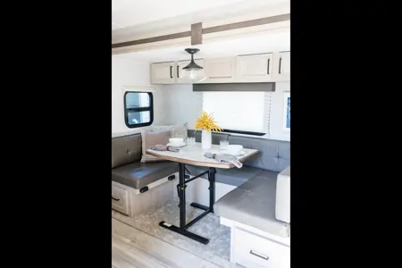 "Rocky" Forest River Rockwood Mini Lite 2509S Travel Trailer