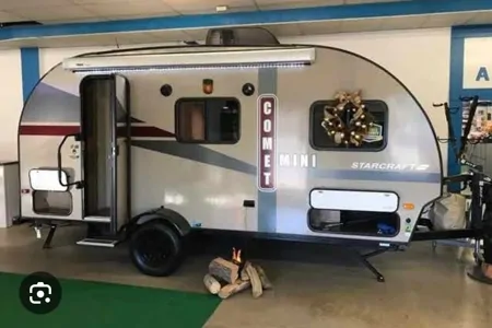 Shannon's Starcraft Mini comet Travel Trailer