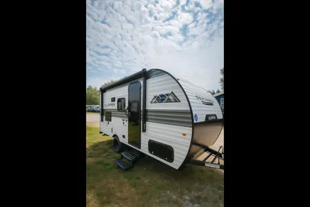 Heather's Coachmen Clipper 17BH Travel Trailer