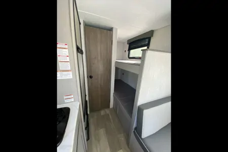 Heather's Coachmen Clipper 17BH Travel Trailer