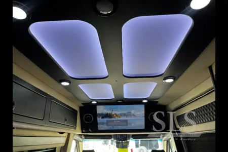 8 seater OGV V-Cruiser Class B