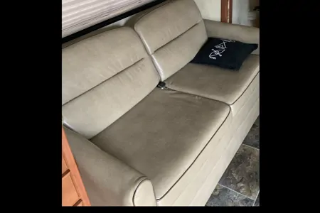 KAREN's Thor Motor Coach Hurricane Class A