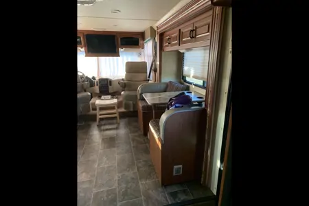 KAREN's Thor Motor Coach Hurricane Class A
