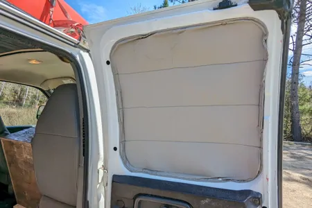 Shoebill Roofer (Chevrolet Express 2009)