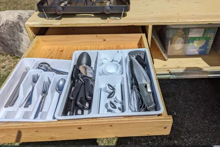 Shoebill Roofer (Chevrolet Express 2009)