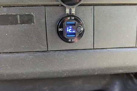 Shoebill Roofer (Chevrolet Express 2009)