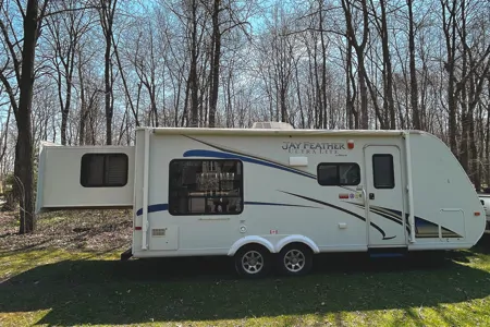 Carla's Jayco Jay Feather Travel Trailer