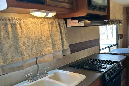 Carla's Jayco Jay Feather Travel Trailer