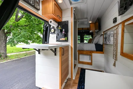 MONICA's Ford Transit Class B