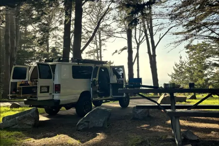 Jack 's Ford E350 Class B