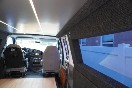 Jack 's Ford E350 Class B