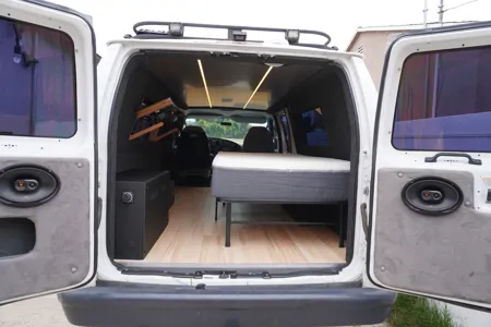 Jack 's Ford E350 Class B