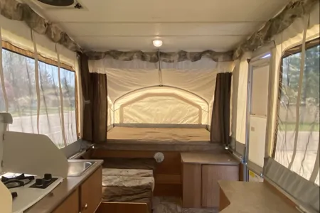 2010 Clipper sport 106 pop up camper