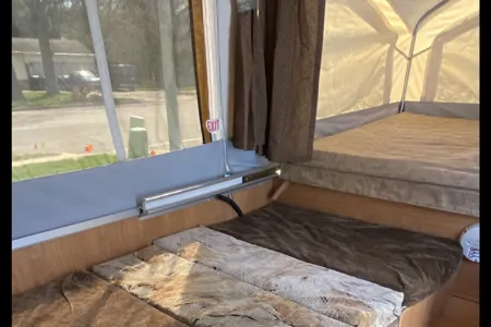 2010 Clipper sport 106 pop up camper