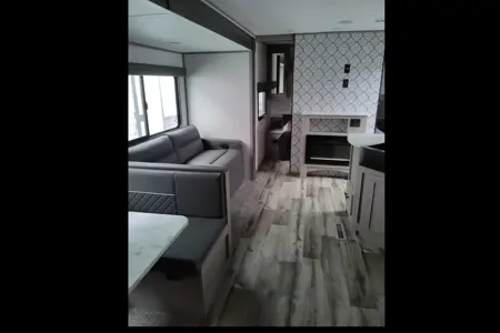 Natasha's Dutchmen 295QB Travel Trailer