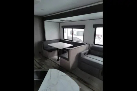 Natasha's Dutchmen 295QB Travel Trailer