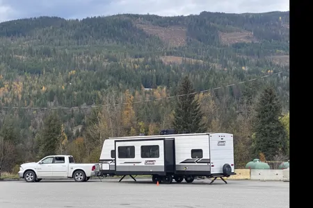 Natasha's Dutchmen 295QB Travel Trailer