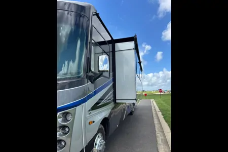 Luxury 2022 Georgetown  GT7-Travel and Camp in style