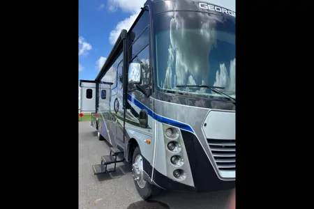 Luxury 2022 Georgetown  GT7-Travel and Camp in style