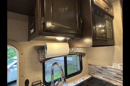 Irv’s Thor Motor Coach Chateau Class C