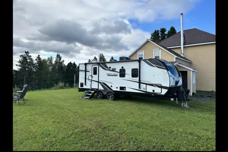 Heartland North Trail Ultra Lite 22CRB Roulotte
