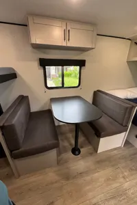 Sin Fronteras Jayco 17HB Travel Trailer